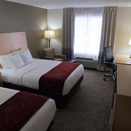 Comfort Suites Pittsburgh Airport Robinson Township  Exterior photo